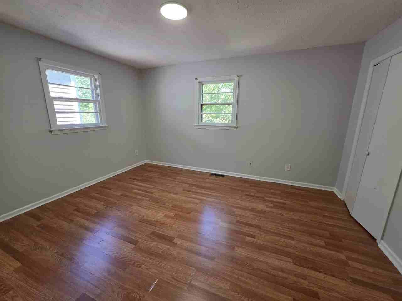 814 Taylor St - Photo 6 of 9
