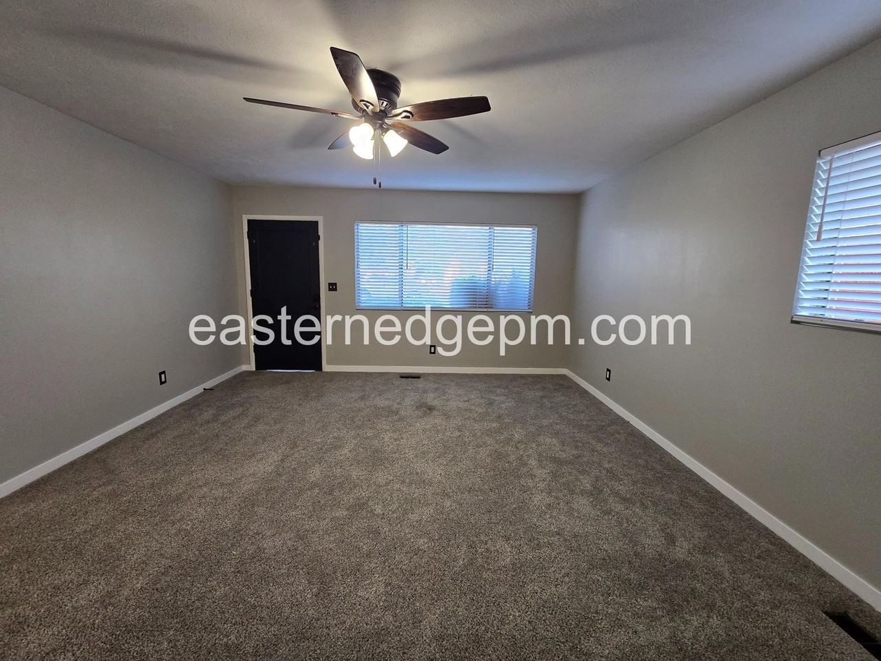 568 Nw 3rd St - Photo 6 of 34