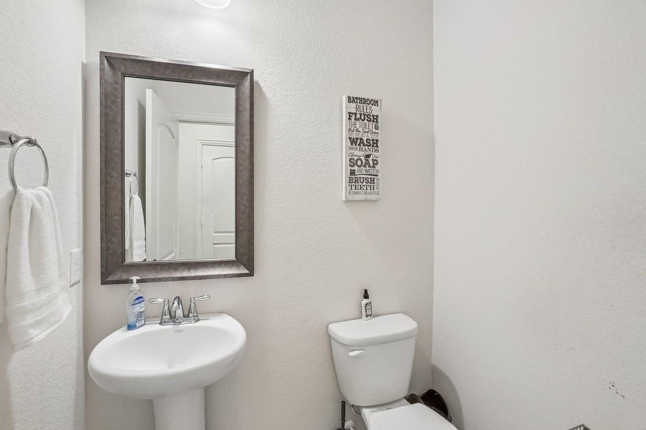 2603 Wallingford Dr - Photo 3 of 21