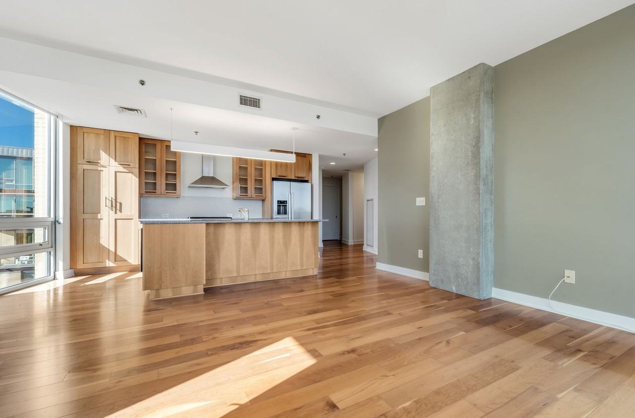 601 W Rosemary St #604 - Photo 5 of 22