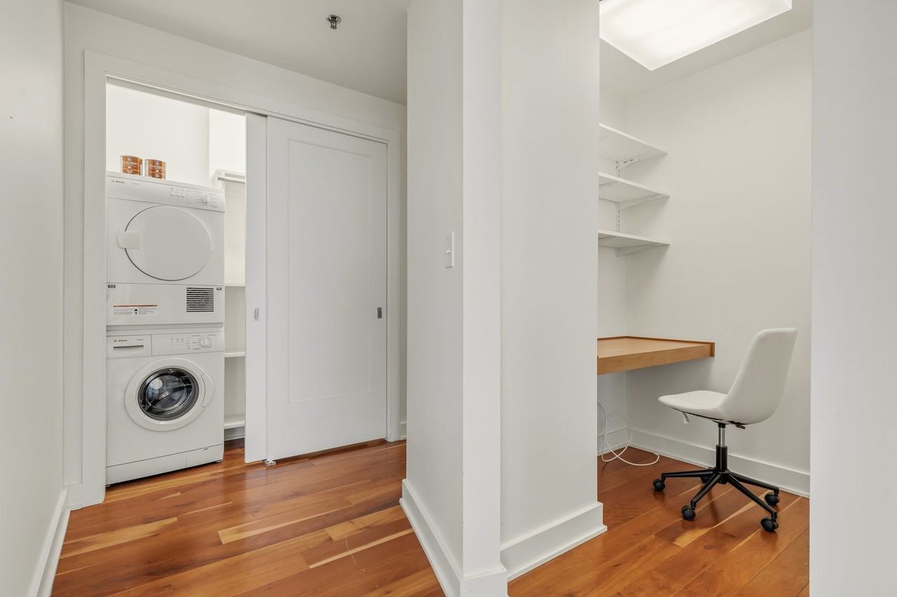601 W Rosemary St #604 - Photo 7 of 22