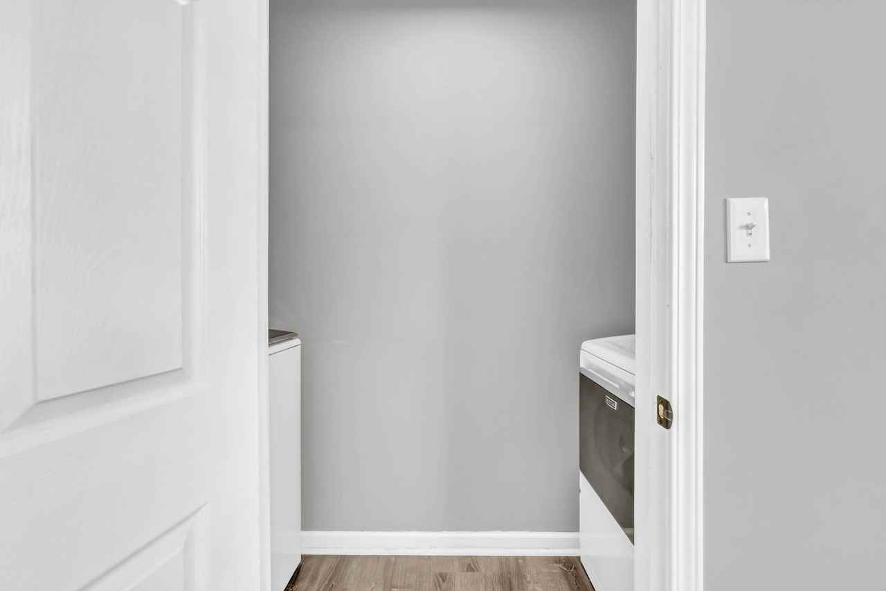 707 Shetland Dr - Photo 4 of 29