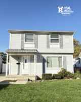 featured image of 245 N Bywood Ave