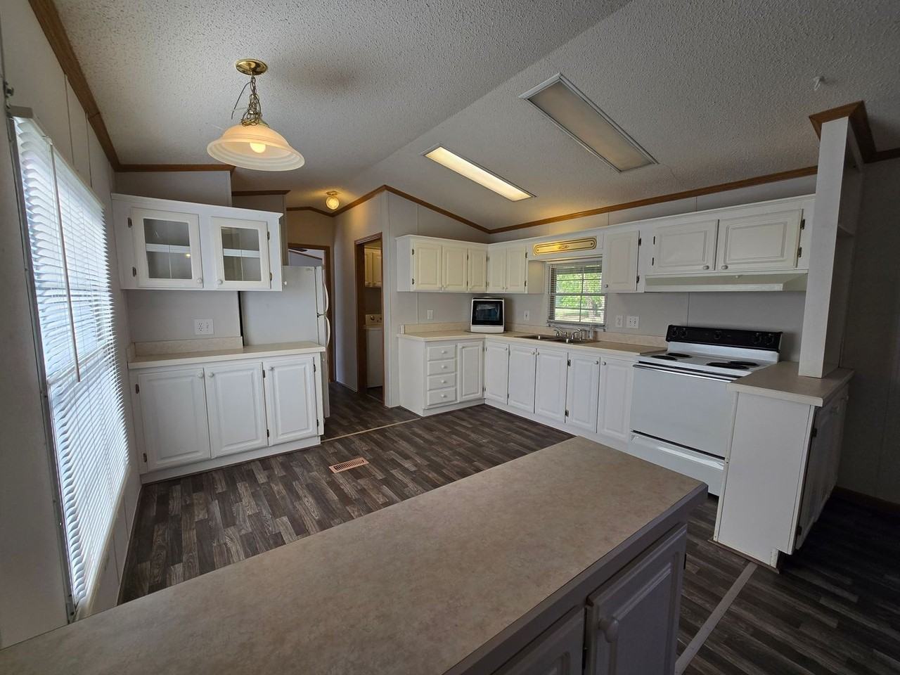 3573 S Plank Rd - Photo 4 of 16