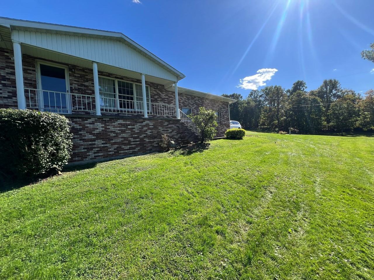 95 Sugar Maple Hl - Photo 2 of 42