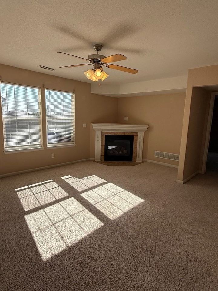 2408 Brooke Bnd - Photo 2 of 12