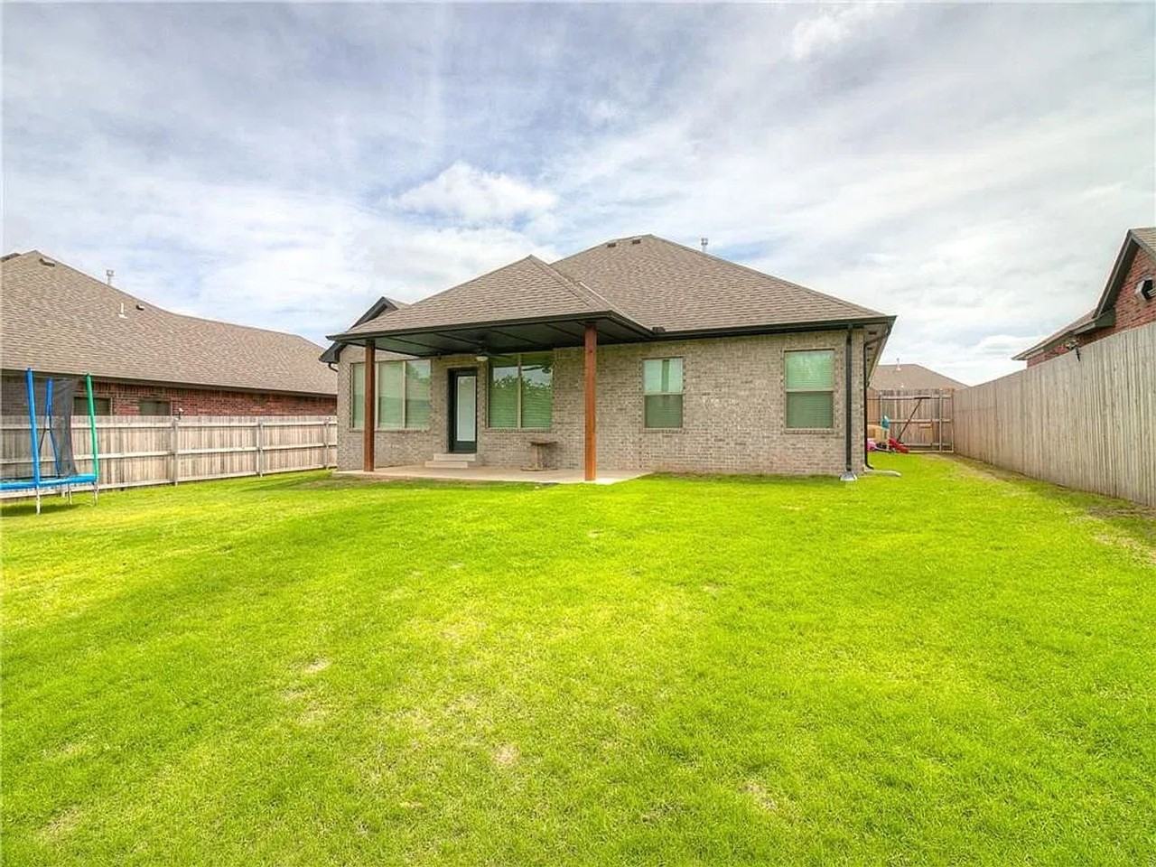 209 Timber Ln - Photo 6 of 7
