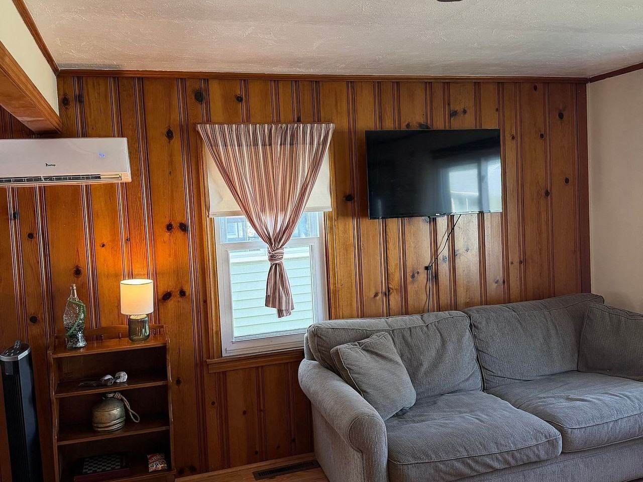 1856 Elm Dr - Photo 6 of 22