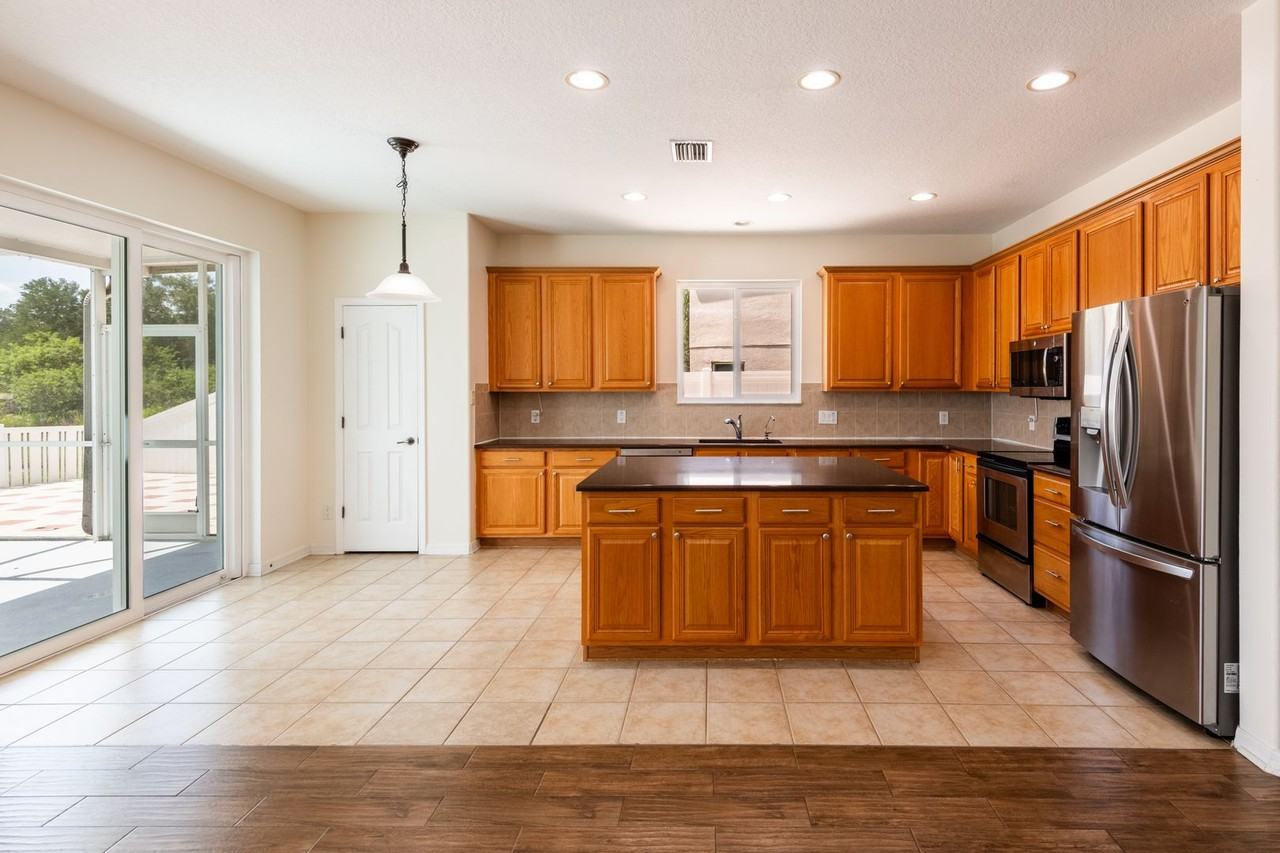 10907 Golden Silence Dr - Photo 6 of 7