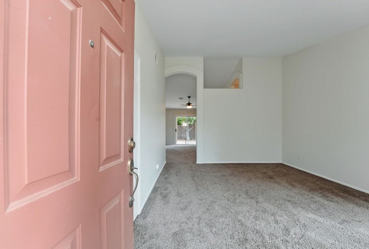 16001 N 50th Ave - Photo 4 of 35