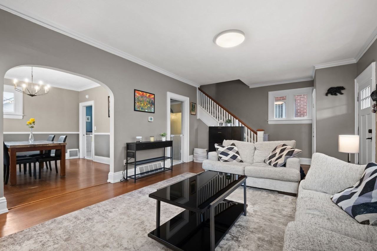 1612 Mcclung St - Photo 2 of 24