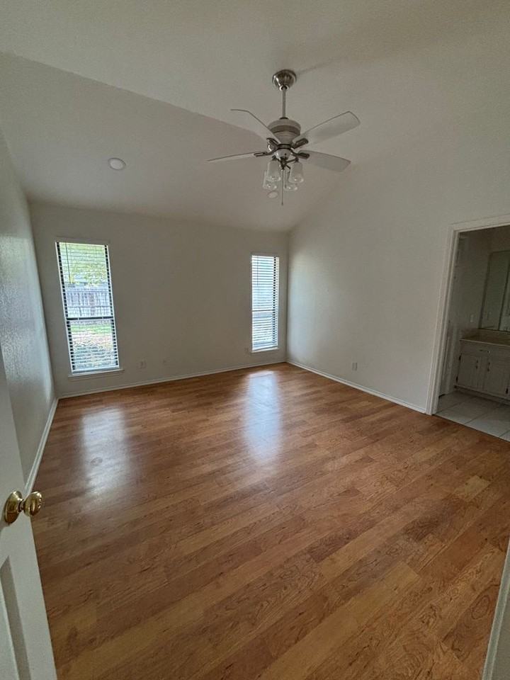 9 High Life Cir - Photo 2 of 23