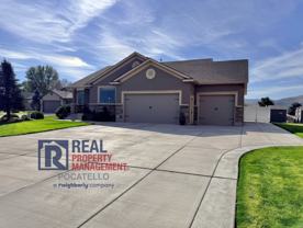 1375 Sawtooth St - Photo 1 of 1