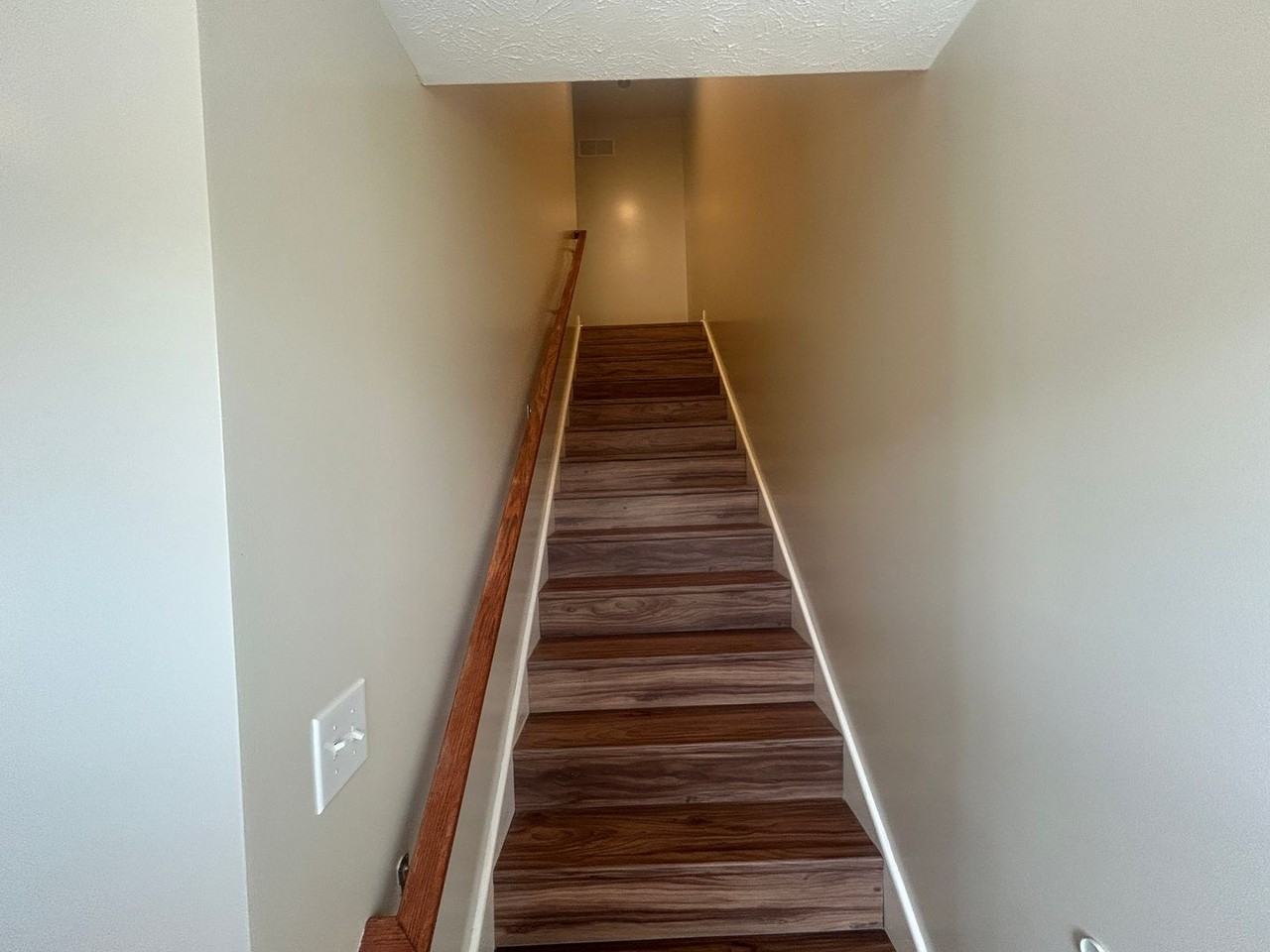 131 Stanley St - Photo 6 of 19