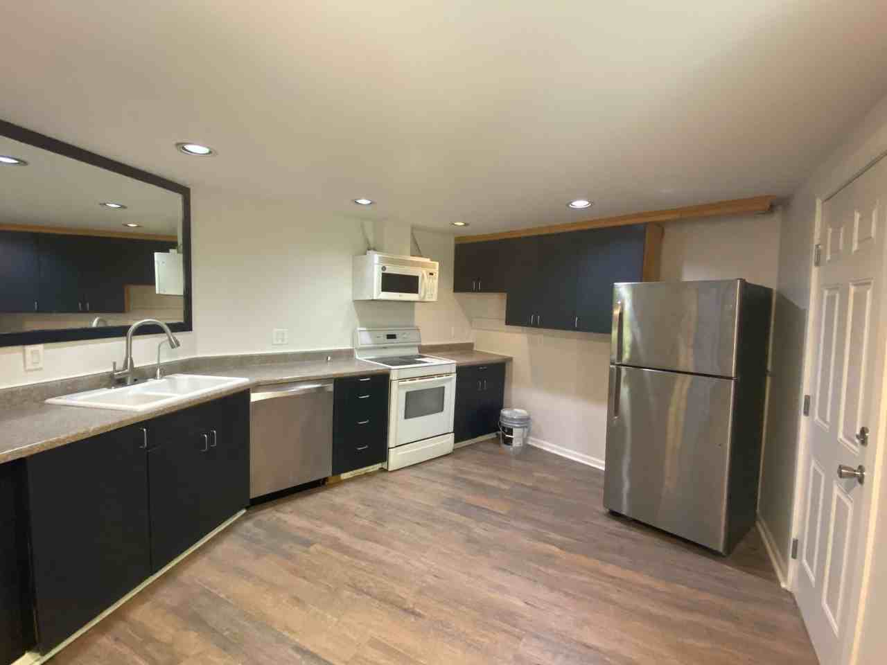 7100 Lincoln Park Way Sw - Photo 4 of 8