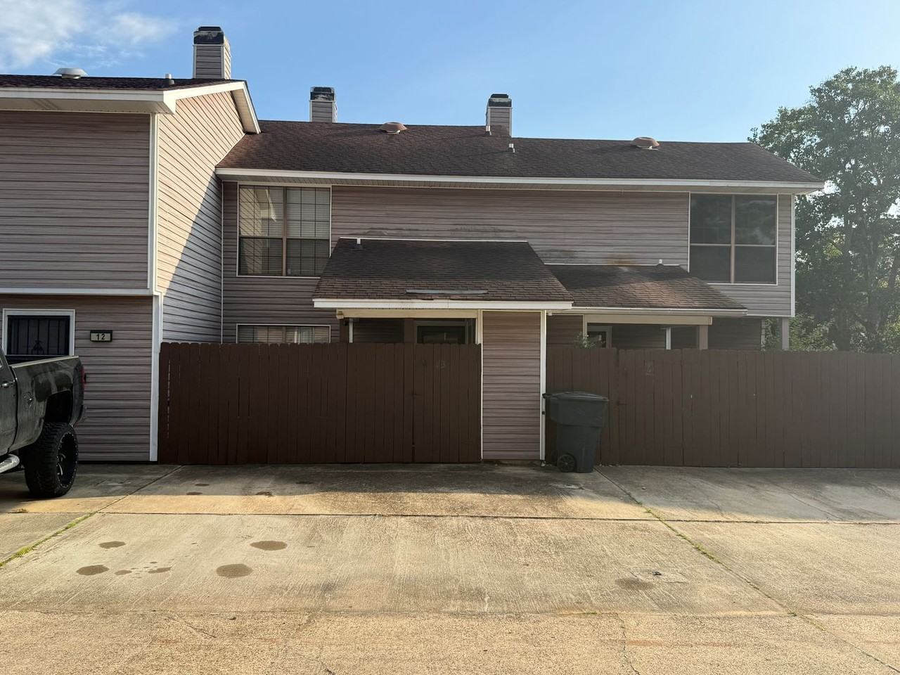4111 Pines Rd - Photo 3 of 50