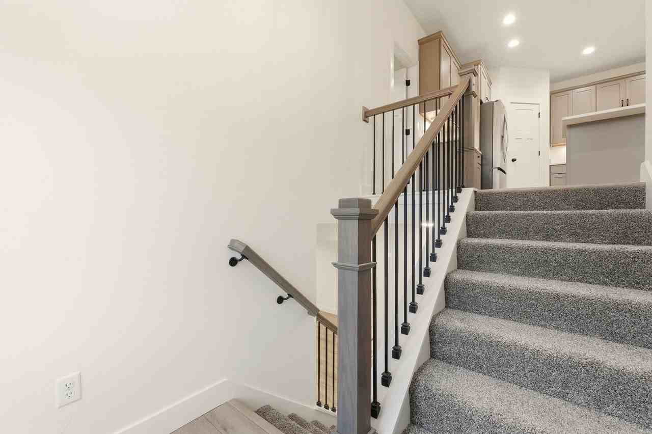 57 D Wayne Cir - Photo 3 of 15