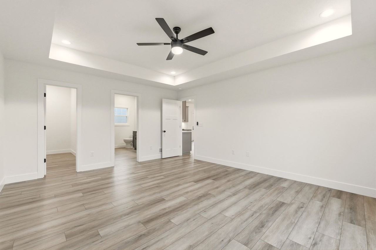 57 D Wayne Cir - Photo 7 of 15
