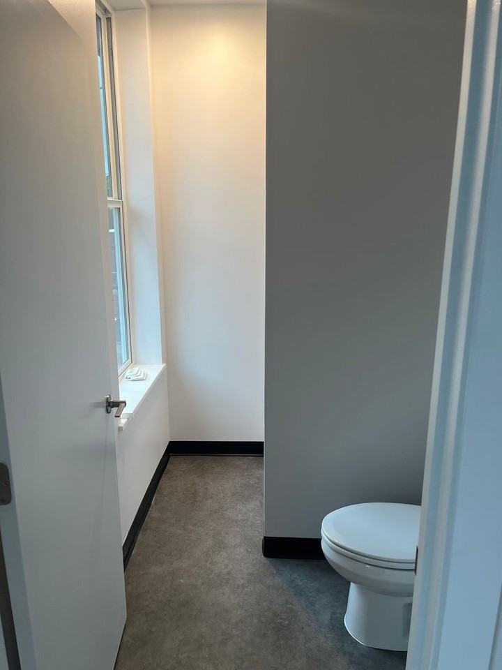 184 Church St - Photo 5 of 5