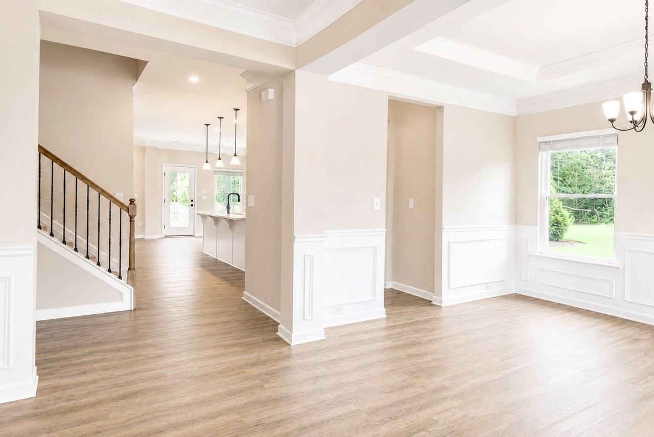 421 Buford Way - Photo 3 of 30