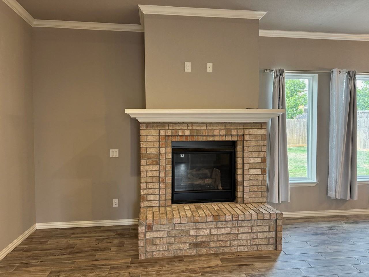 1724 Shoal Creek Dr - Photo 7 of 48