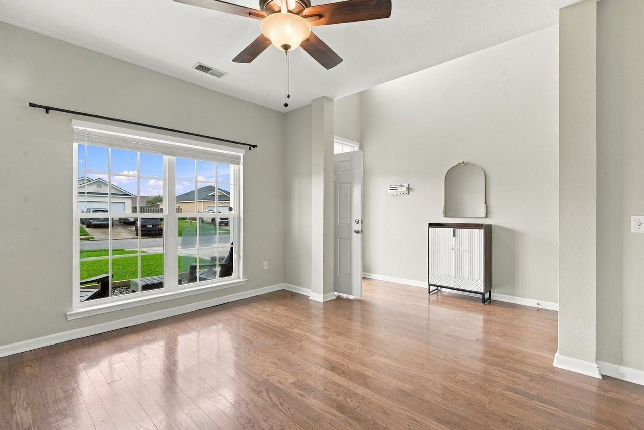 30 Evergreen Oak Dr - Photo 5 of 43