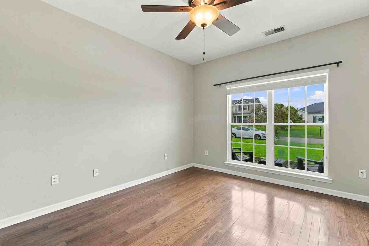 30 Evergreen Oak Dr - Photo 6 of 43