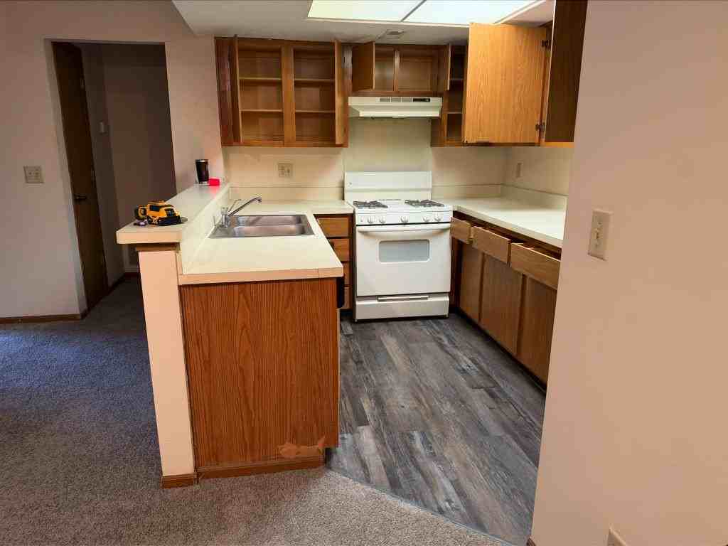 5321 Stonemeadow Ave Apt F - Photo 7 of 7
