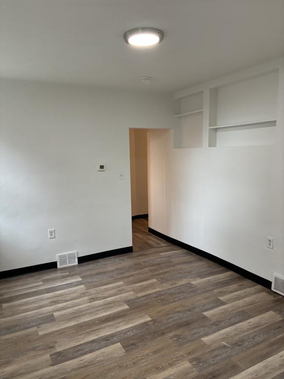 1150 Brownsville Rd - Photo 2 of 7