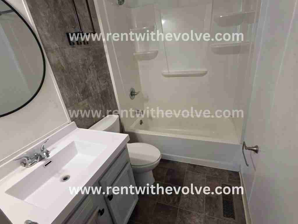 612 E Dunn Ave - Photo 2 of 10