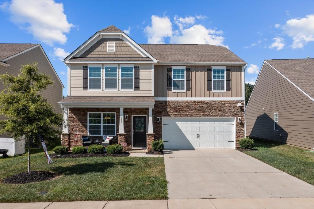 181 Atwater Landing Dr - Photo 2 of 48