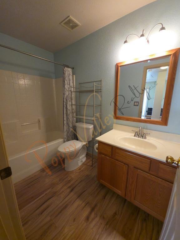 3329 Cypress St - Photo 2 of 14