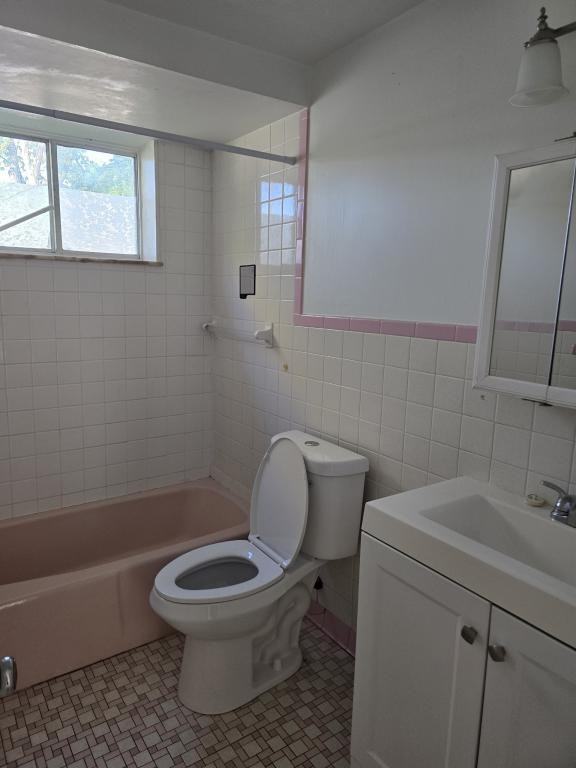 2604 19th St - Photo 6 of 7