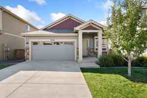 featured image of 3082 Carney St