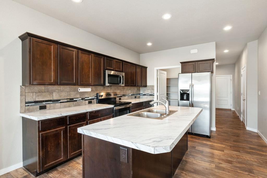 3082 Carney St - Photo 5 of 18