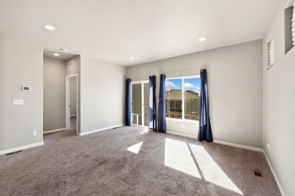 3082 Carney St - Photo 7 of 18