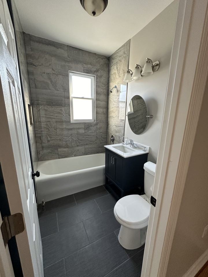 191 Ivy St #2R - Photo 3 of 11