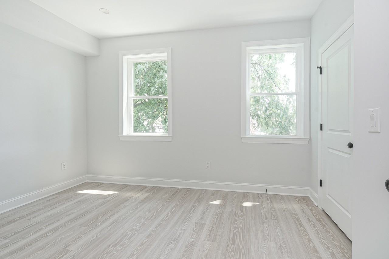 1817 N 18th St #3 - Photo 4 of 11