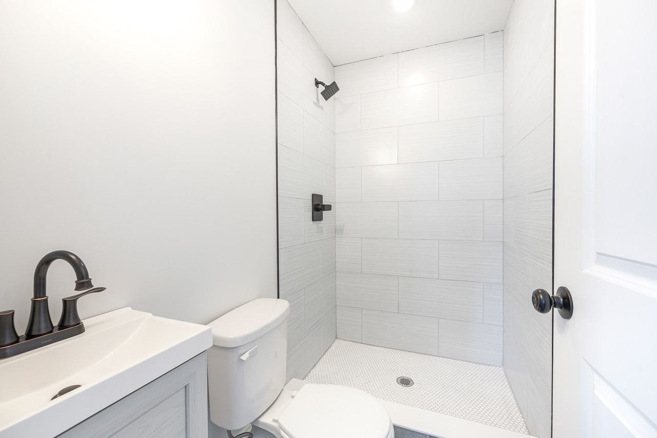 1817 N 18th St #3 - Photo 7 of 11