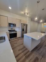 featured image of 702 E 6th St #A