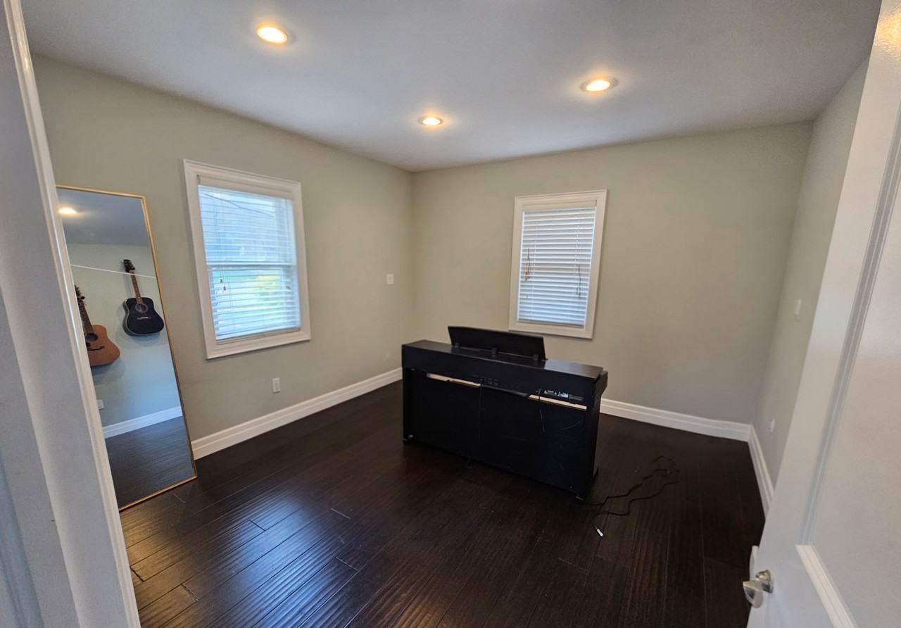131 Burton Ave - Photo 6 of 9