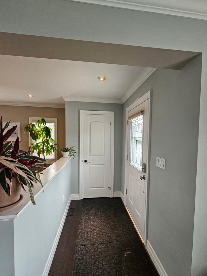 131 Burton Ave - Photo 4 of 9