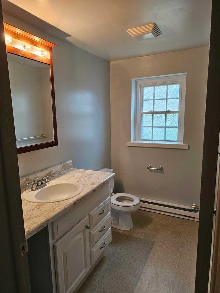 172 Lantern Dr #2 - Photo 2 of 9