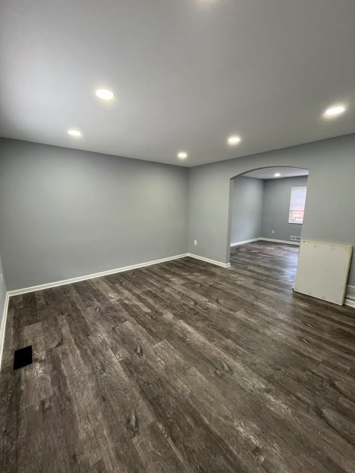 571 Brisbane Rd - Photo 2 of 14