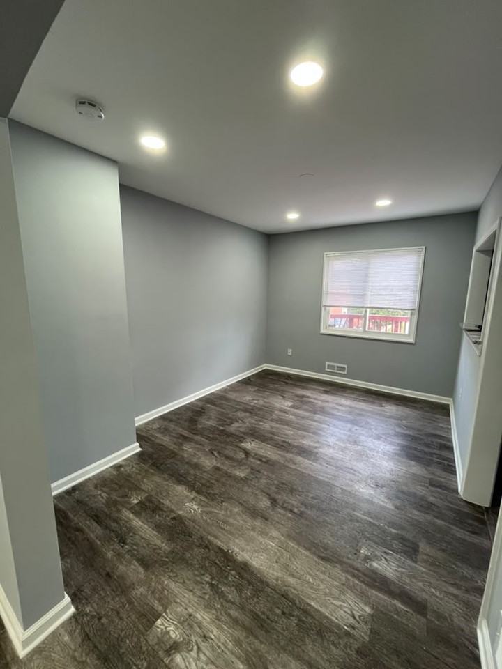 571 Brisbane Rd - Photo 3 of 14
