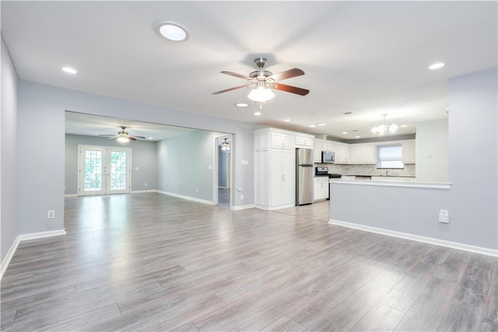 12102 Missel Thrush Ct - Photo 3 of 50