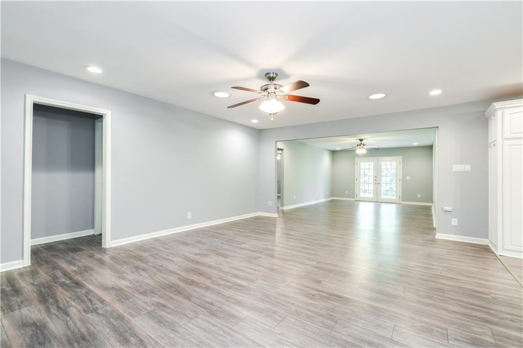 12102 Missel Thrush Ct - Photo 4 of 50