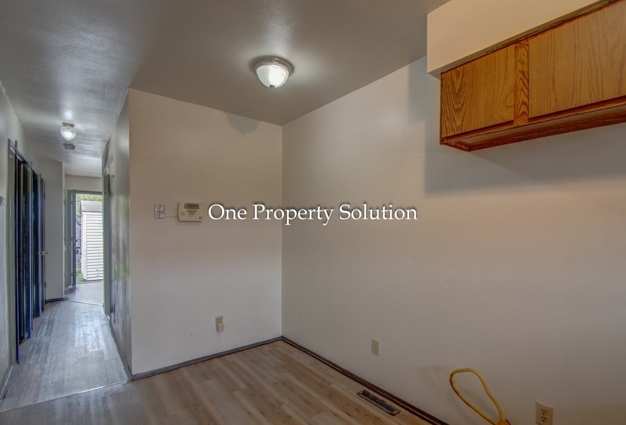 1147 Logan St #1 - Photo 3 of 20