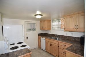 featured image of 682 N Main St ##B