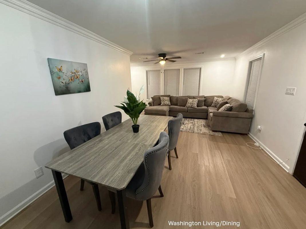 4045 Washington Ave - Photo 4 of 5